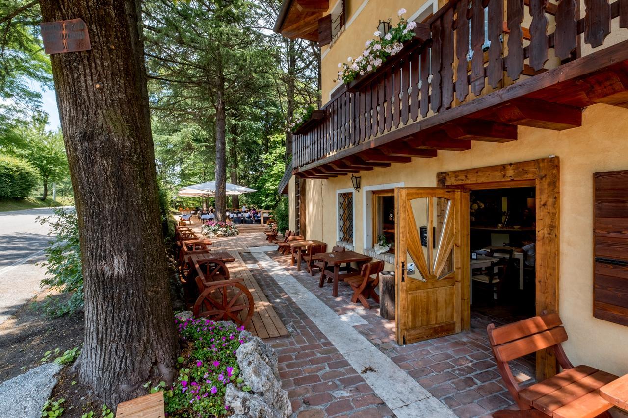 Bosco Della Serenissima Hotel Nervesa della Battaglia Bagian luar foto